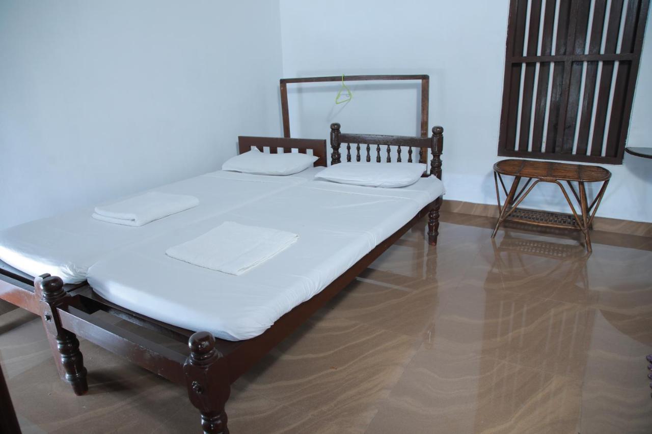 Malayalam Lake Resort Alappuzha Екстер'єр фото