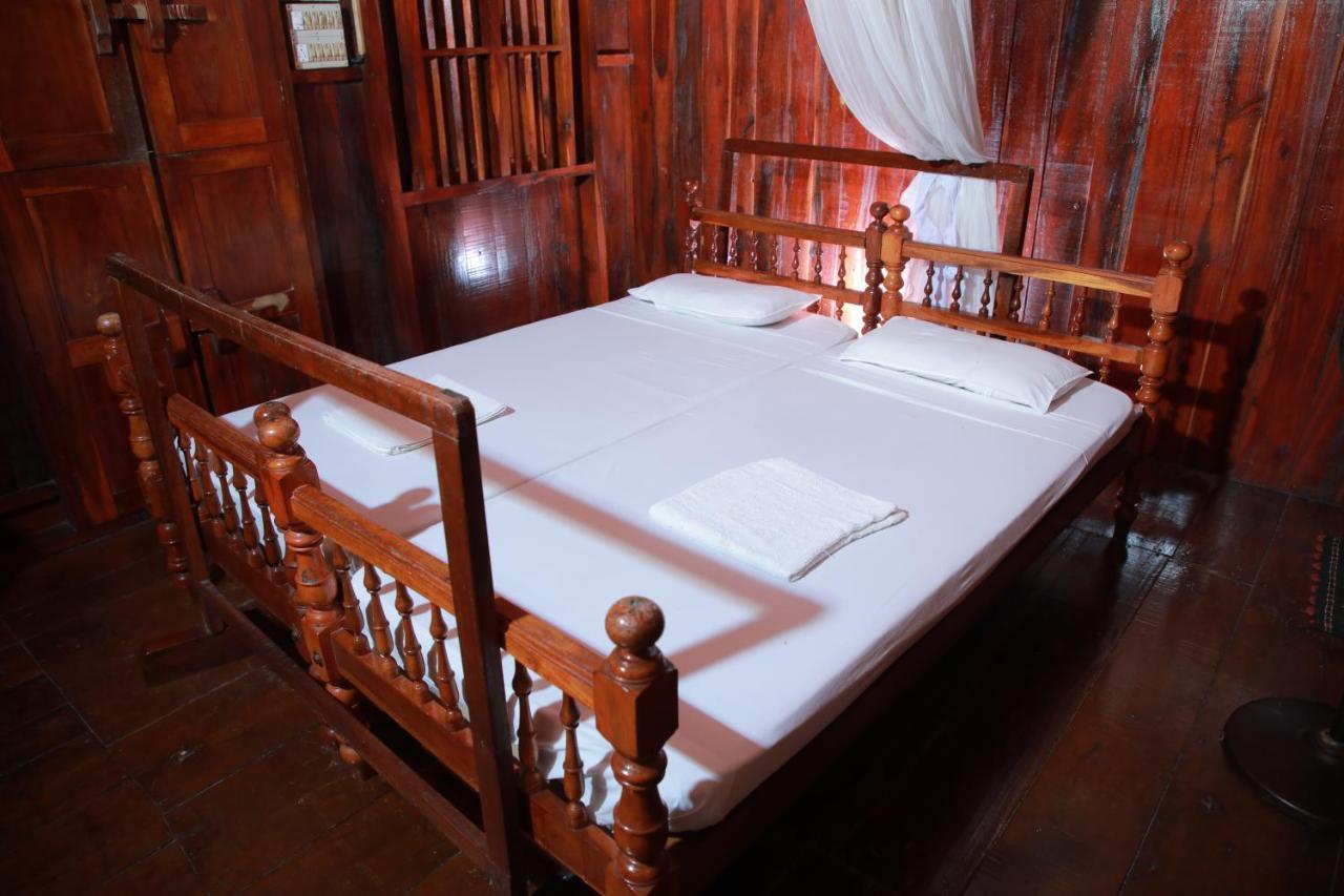 Malayalam Lake Resort Alappuzha Екстер'єр фото