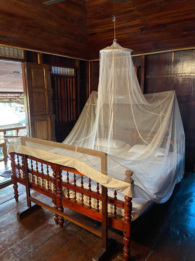 Malayalam Lake Resort Alappuzha Екстер'єр фото